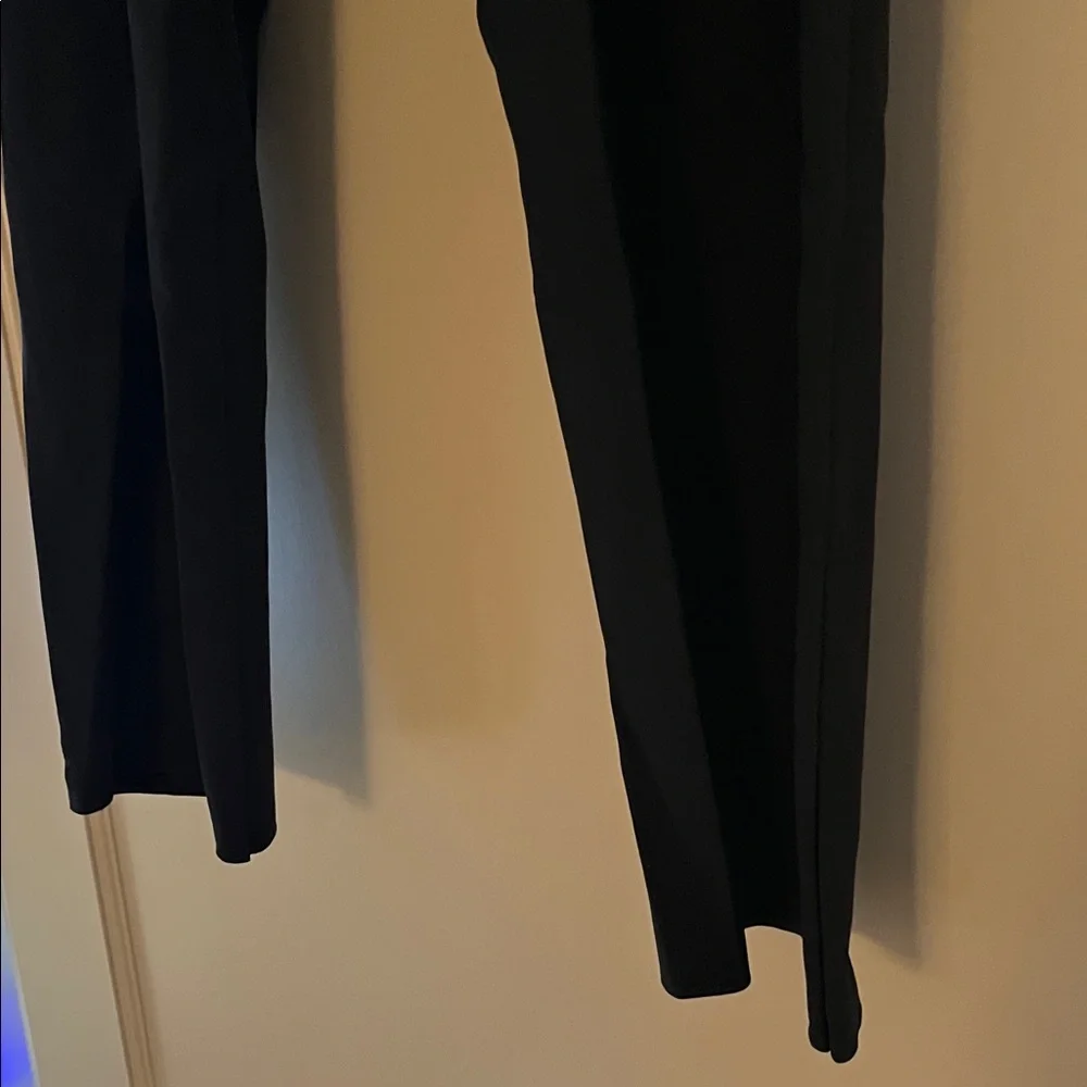 Athleta | Stellar Straight Crop Pant | Black | Size 6 - Picture 10 of 13